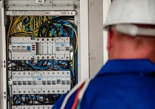 The Importance Of Hiring A Licensed Electrician In Oahu That Utilizes Authentic Solid State Electrical Components